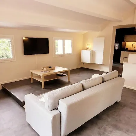 Maison Moderne Avec Vue - à Sainte-Maxime