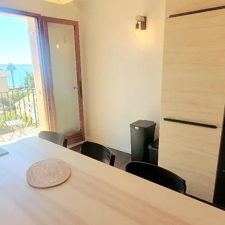 Maison Moderne Avec Vue - à * Sainte-Maxime
